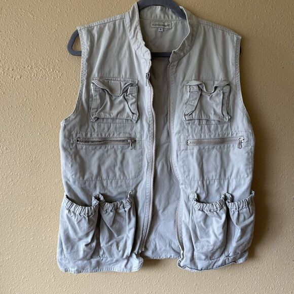 Sloggerwear Multi Purpose Outdoor‎ Vest Size Small Brown Hunting Fishing Utility - Picture 1 of 12